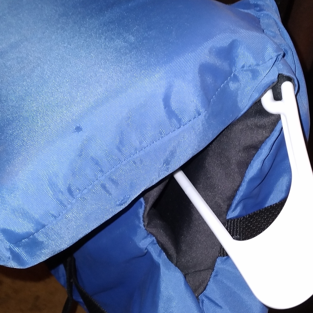 Life Vest - Picture 3 of 4
